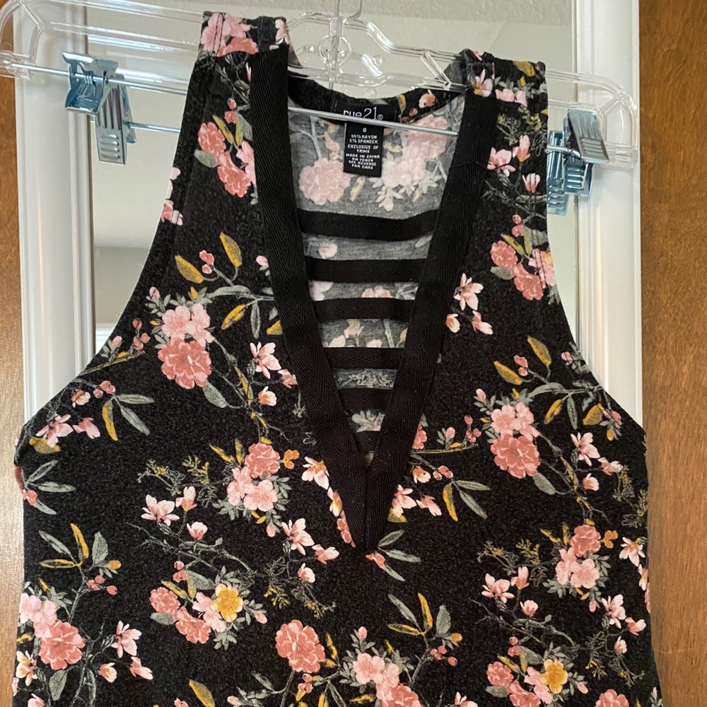 Floral tank top